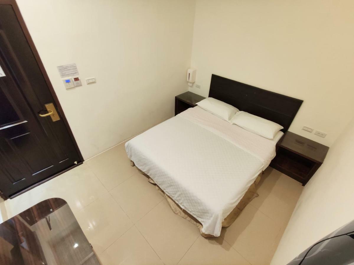 Feng Homestay Zhongpu Eksteriør billede