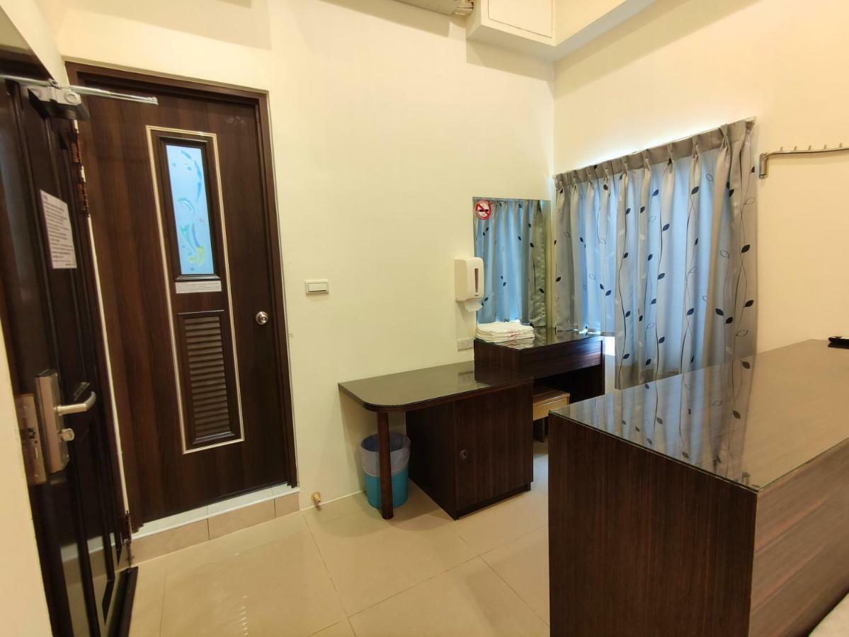 Feng Homestay Zhongpu Eksteriør billede